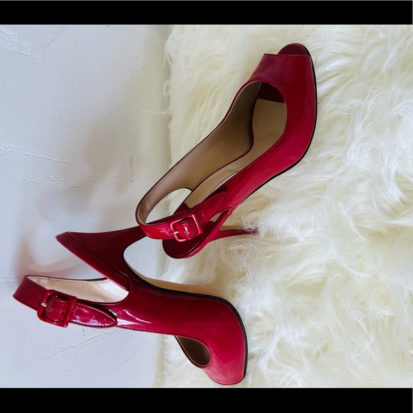 BEAUTIFUL MANOLO BLAHNIK RED PATTEN LEATHER High Heel Open Toe & sling back shoe - Picture 6 of 16